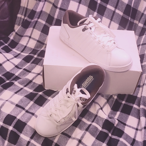 K Swiss Lozan lii sneakers brown trim and white. Men's size 8.5 - Picture 1 of 3